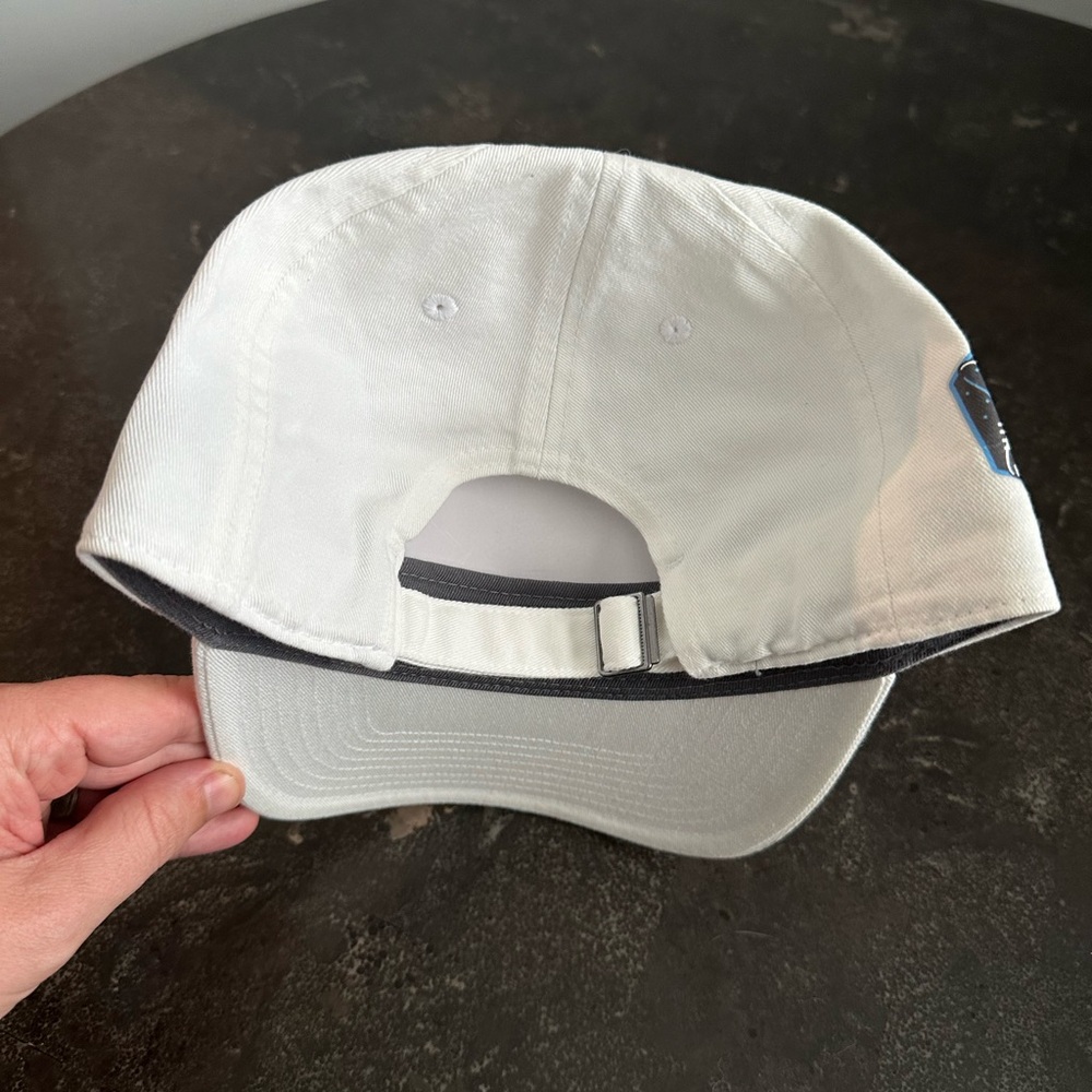 University of Miami Final Four Hat - Picture 4 of 5